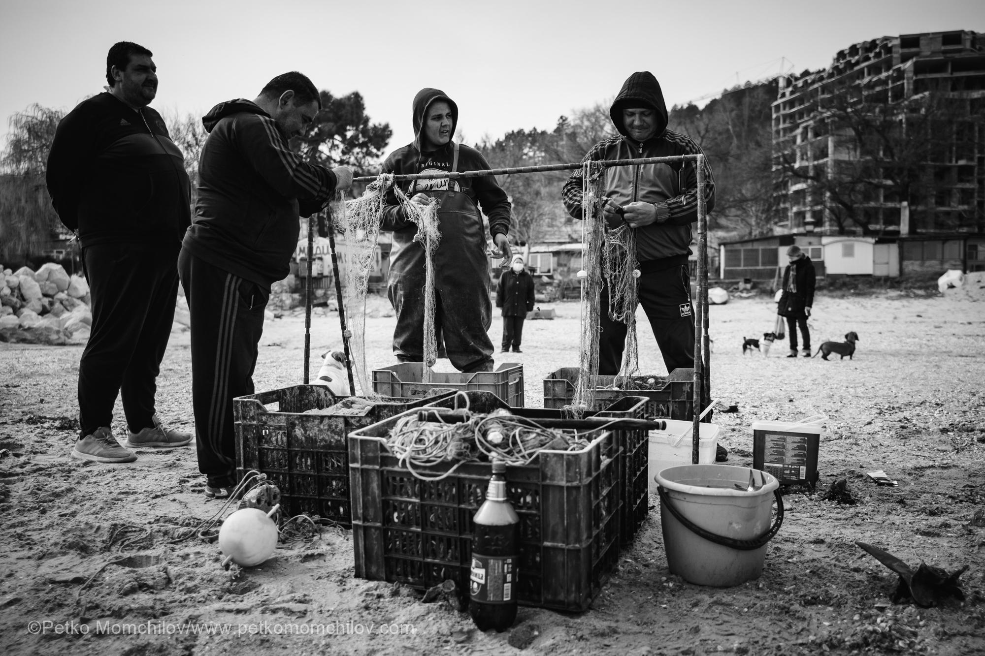 fotograf petko momchilov ribari karantina 0009