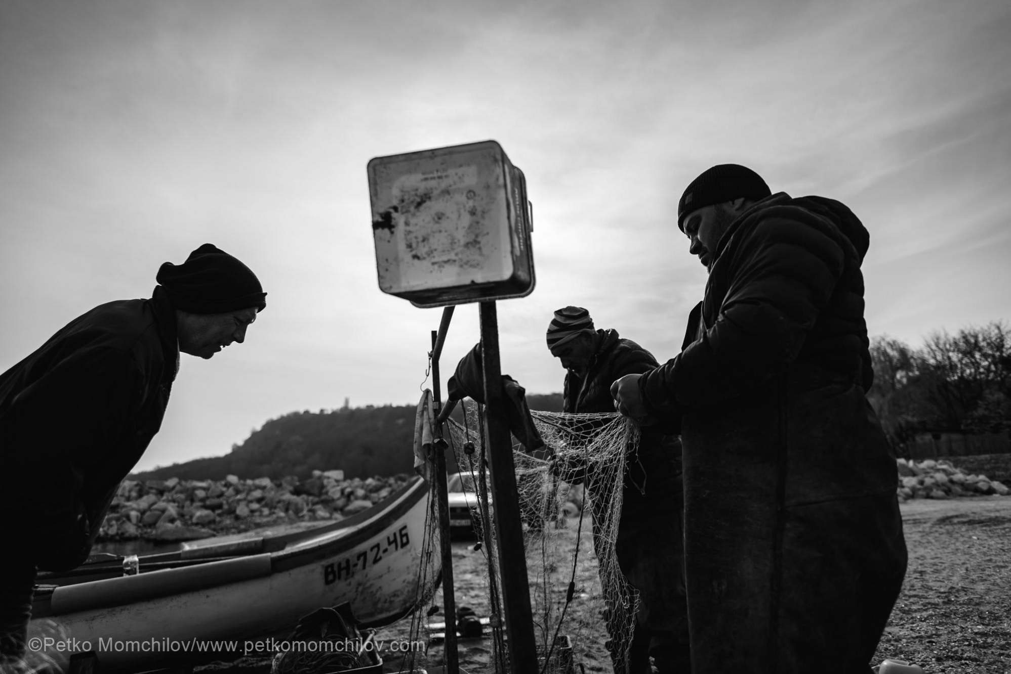 fotograf petko momchilov ribari karantina 0023