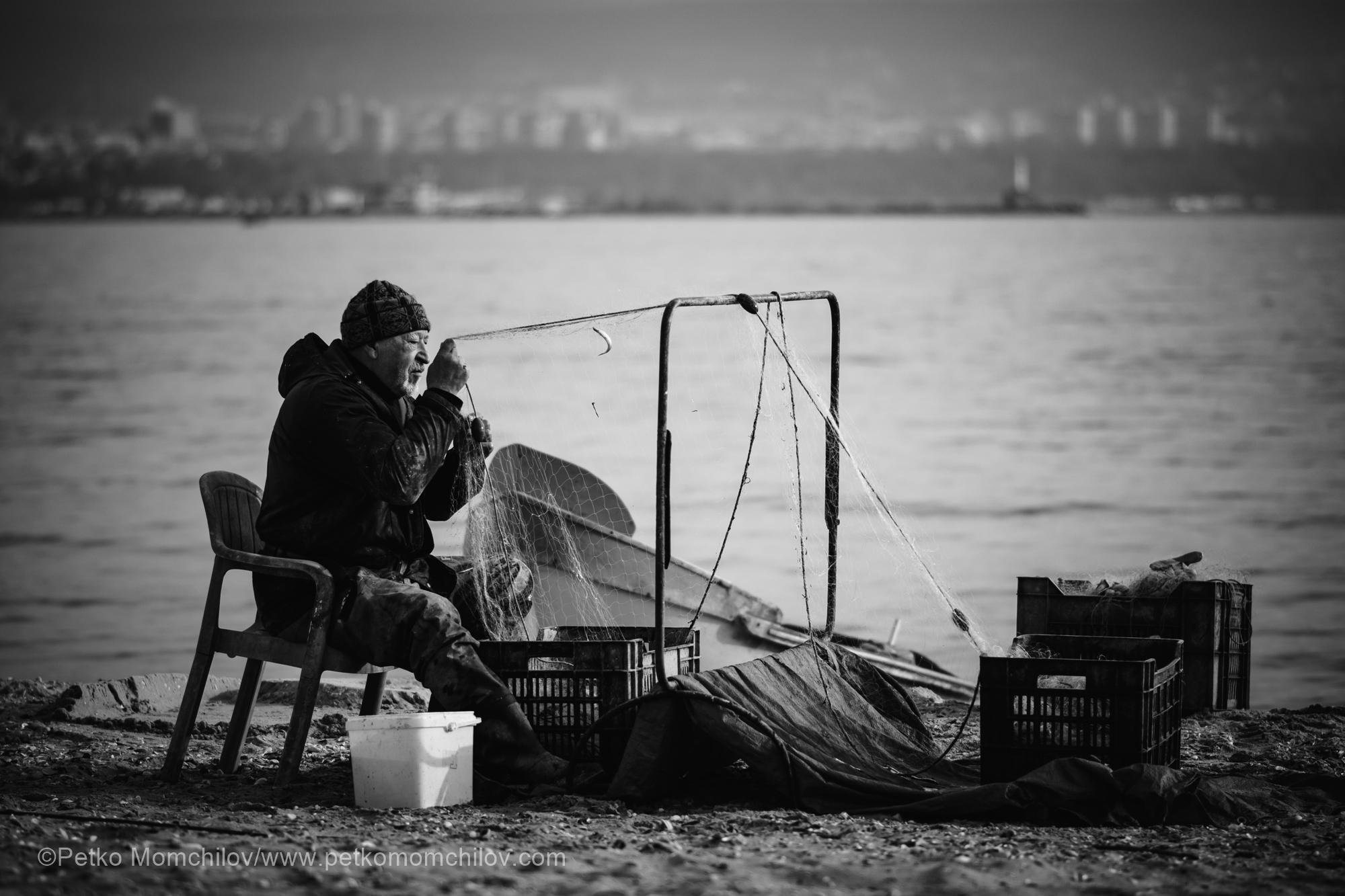 fotograf petko momchilov ribari karantina 0039