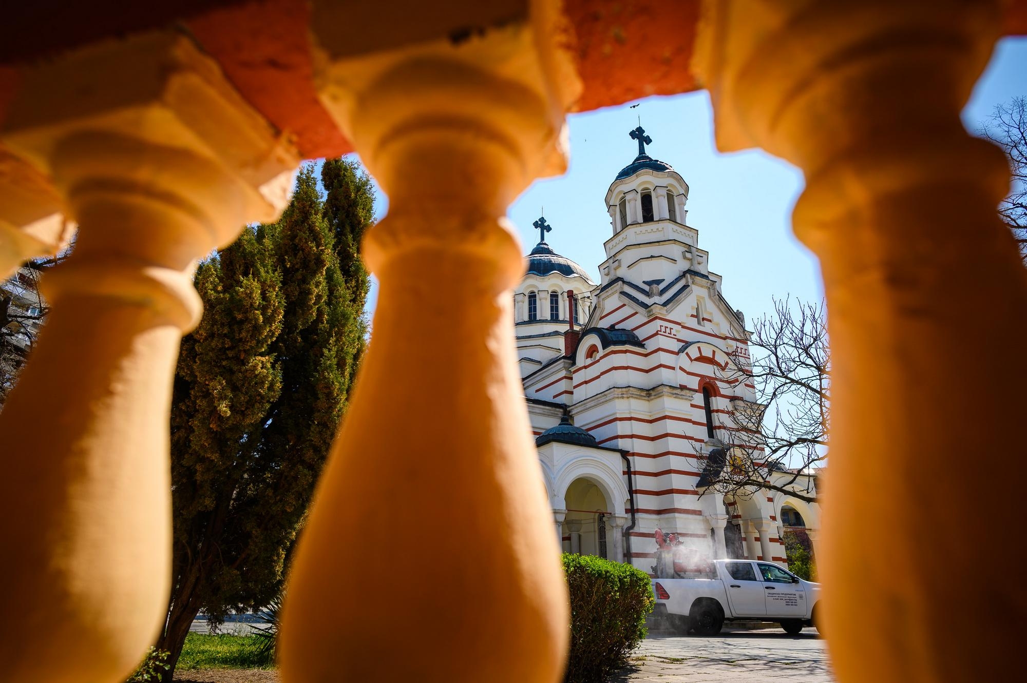 fotograf varna tsarkvi dizenfektsiya 06