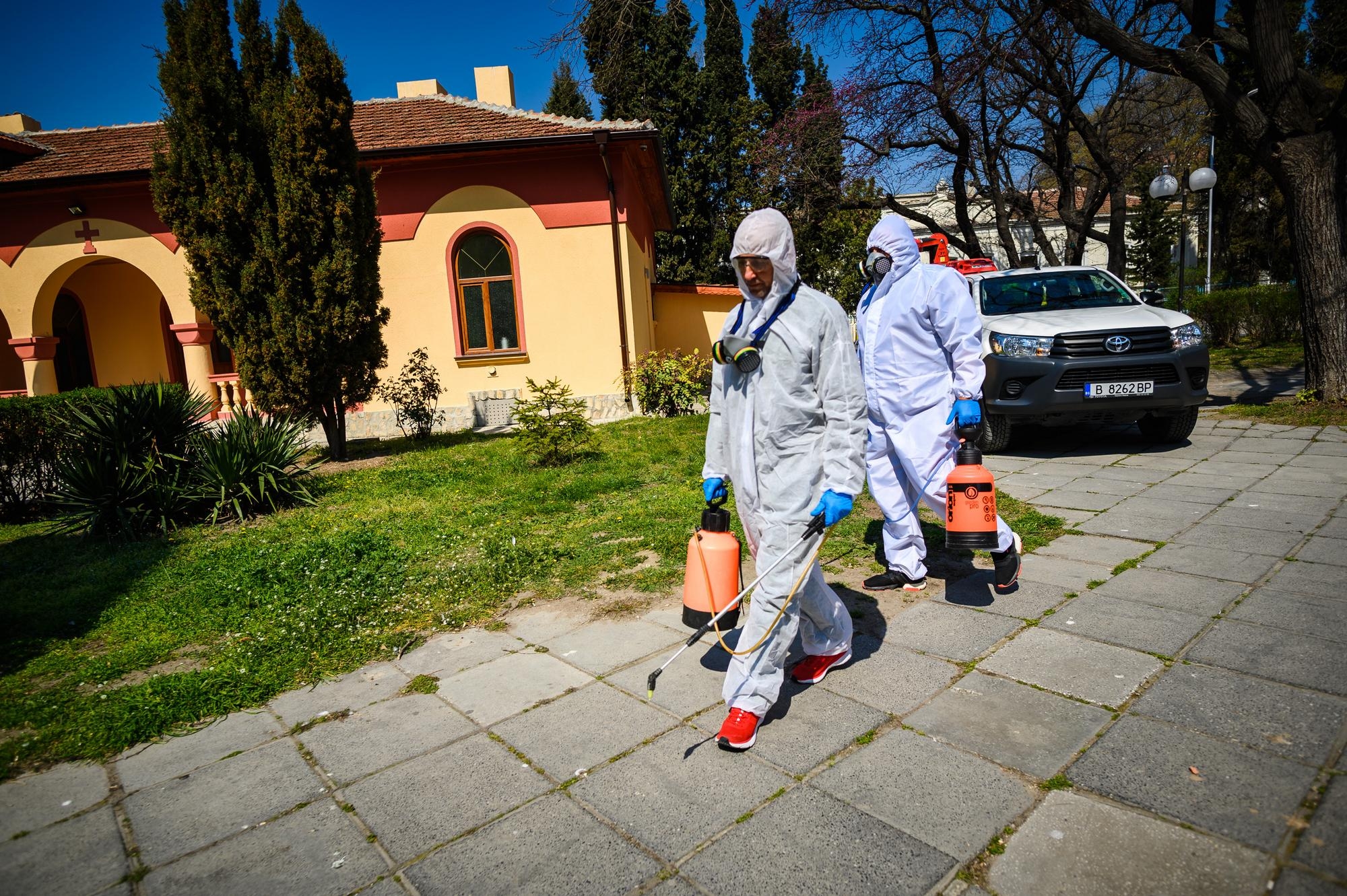 fotograf varna tsarkvi dizenfektsiya 17